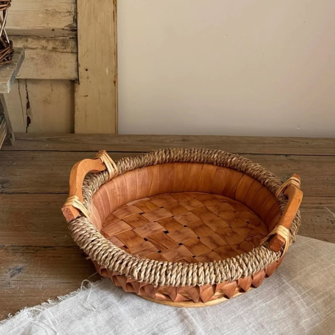 Multi-Use Natural Rustic Finish Elegant Handwoven Storage Tray