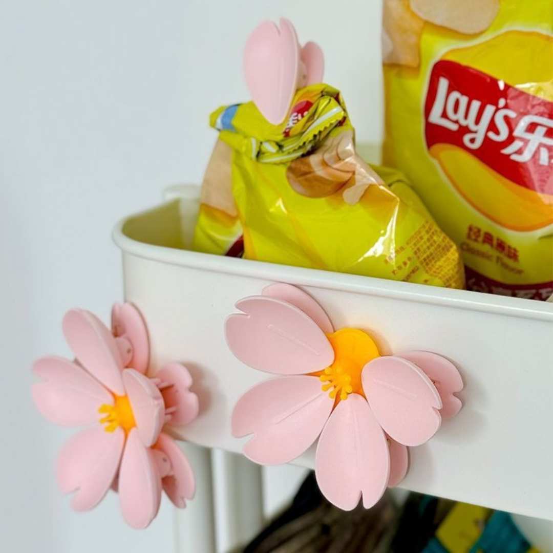 Cute Sakura Design Multi-Use Magnetic Compact Clip