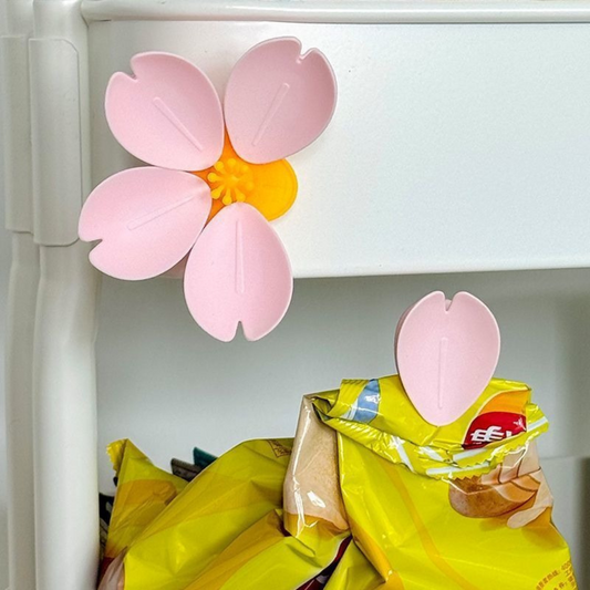 Cute Sakura Design Multi-Use Magnetic Compact Clip