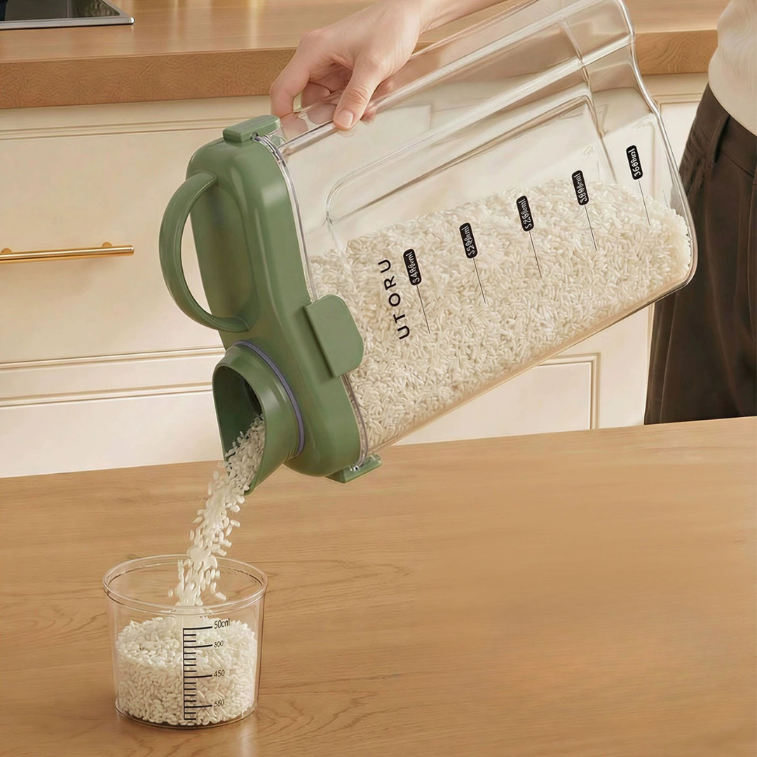 Airtight Grain Storage Container with Measuring Cup (3L)