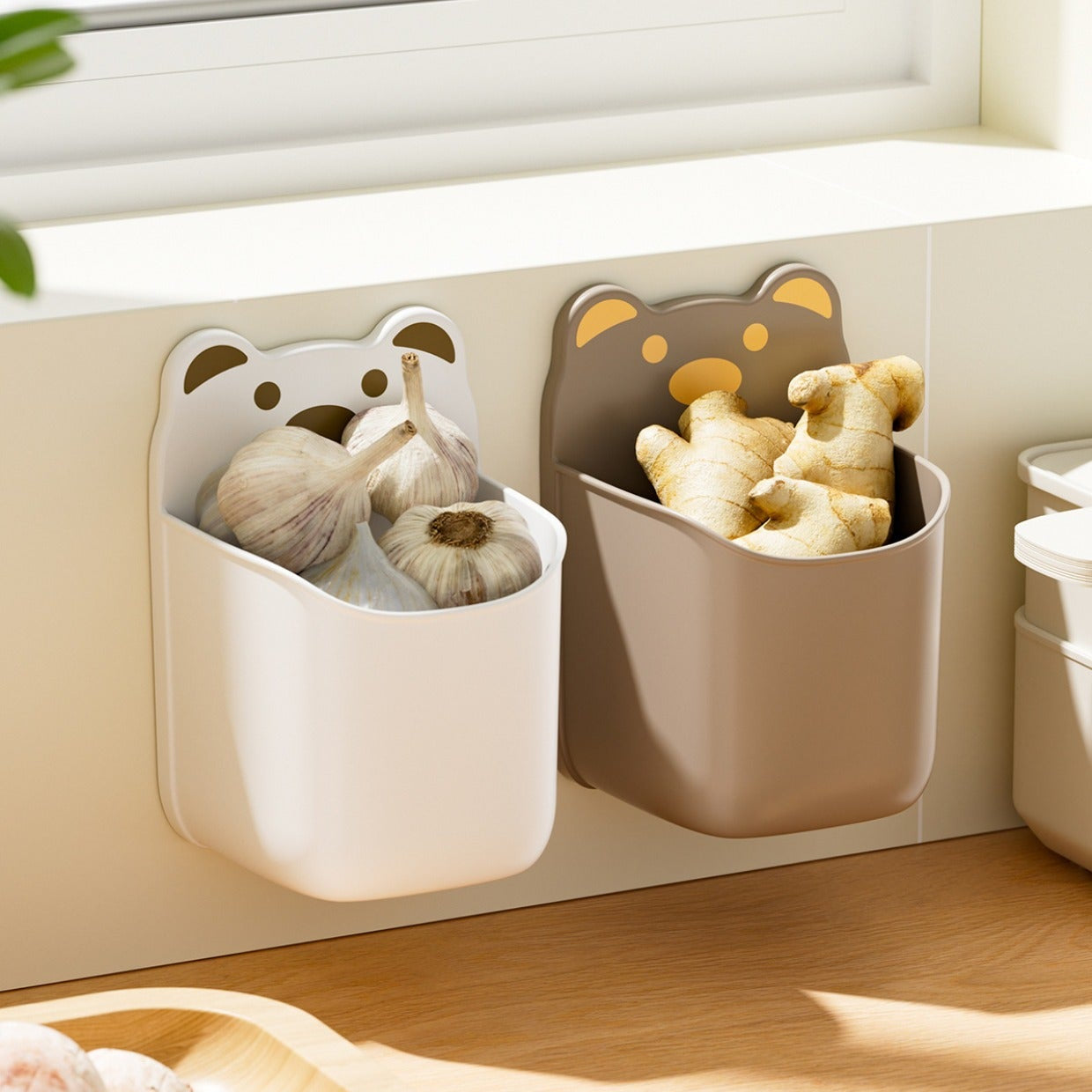 Cute Bear Wall Mounted Storage Organizer Box with Drainage Hole