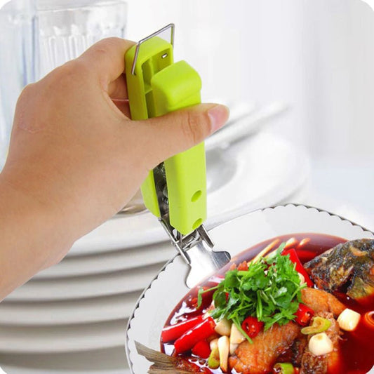 Anti hot Clip Holder - Home Essentials Store Retail