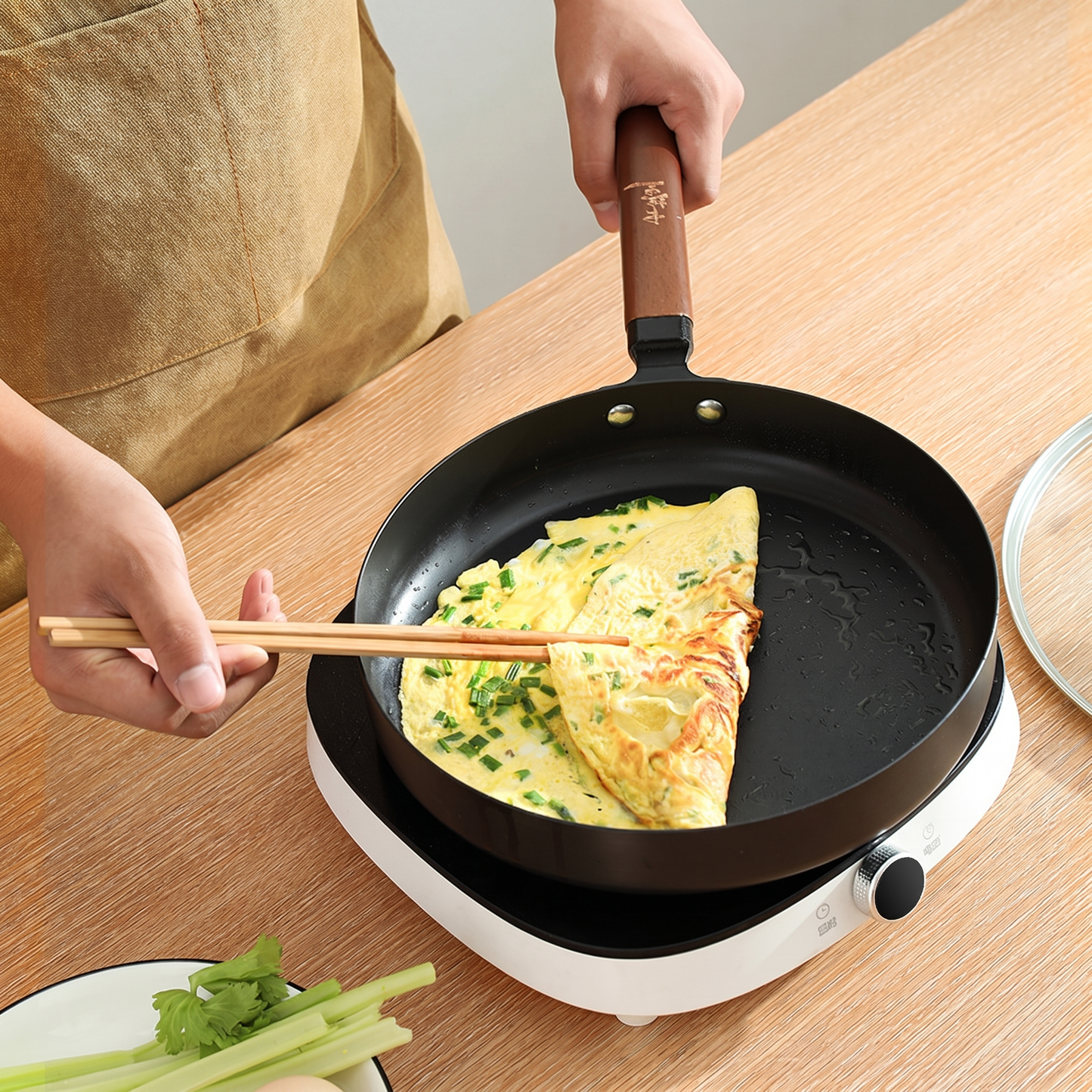 Native Titanium Non Stick Frying Pan with Lid