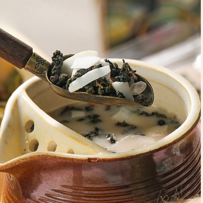 Handcrafted Ceramic Teapot with Rope Handle and Inbuilt Filter - 700ml Capacity
